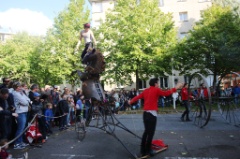 Les Echappes du carrousel 55 * 5184 x 3456 * (7.94MB)